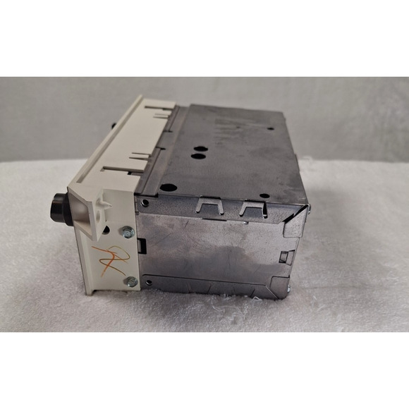 OEM Chrysler Radio Receiver AM FACTORY 1980- - Picture 4 of 10